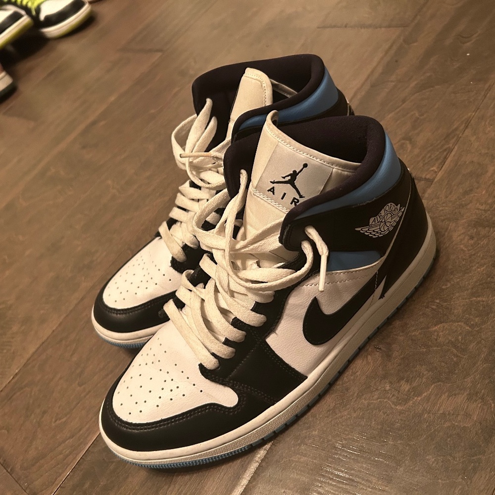 Women 10 Jordan 1s